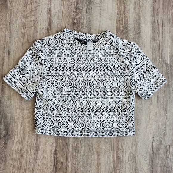 Aztec Crop Top - Picture 1 of 5